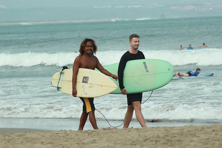 Beginner Surf Lesson in Canggu Small Group — photo 1 of 15