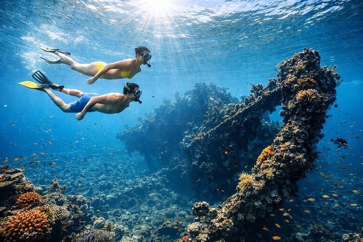 East Bali Full Day Tour Snorkel at USAT Liberty and Taman Ujung — photo 1 of 5