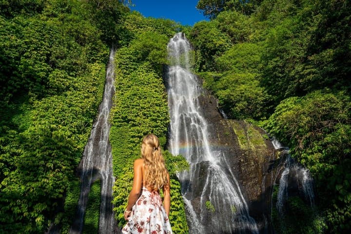 North Bali Floating Lake temple and Rice Terrace UNESCO Site — photo 1 of 6