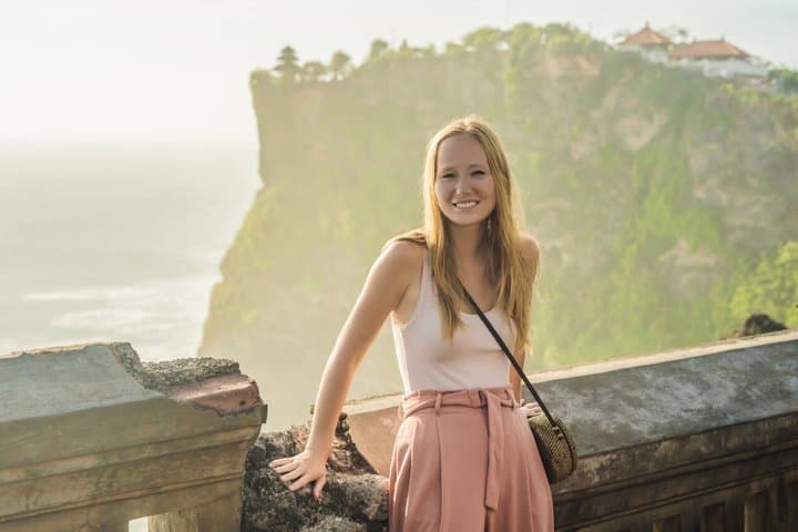 Private Uluwatu Temple and Cliffside Photoshoot in Bali — photo 1 of 16