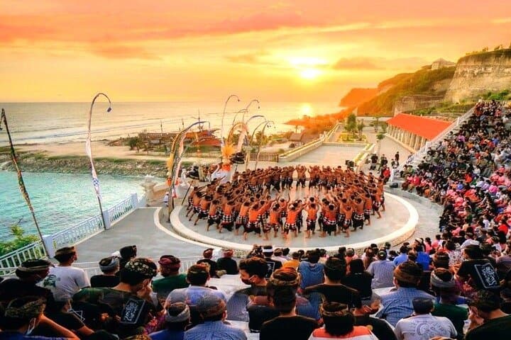Bali Sunset Tour: Melasti Beach & Kecak Dance by the Sea — photo 1 of 11