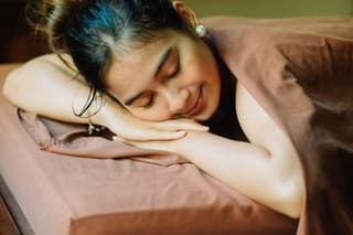 Bali Relaxing Massage for 2 Hours with Pick up in Kuta Selatan