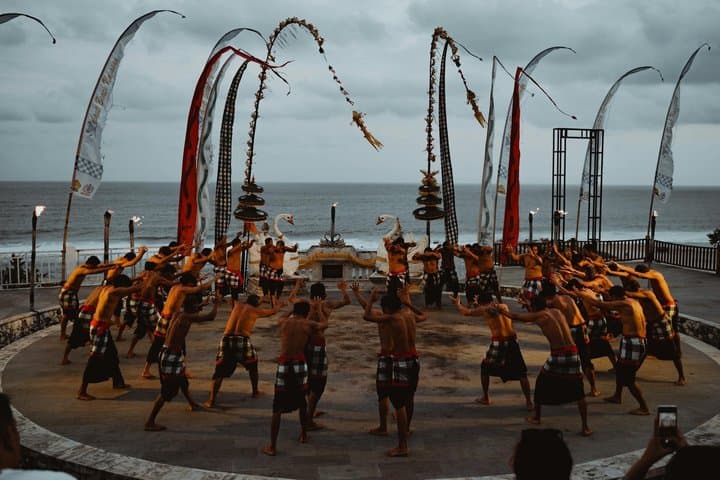 GWK & Uluwatu Sunset Kecak Dance — photo 1 of 9