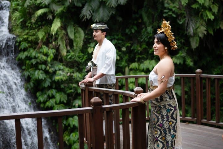 Experience Balinese Royal Photoshoot in Bali — photo 1 of 12