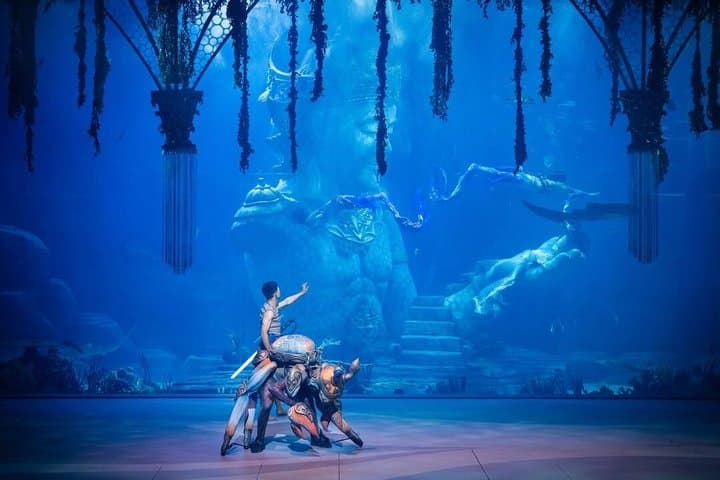 Underwater Show Spectacle at Varuna Bali Theatre — photo 1 of 15