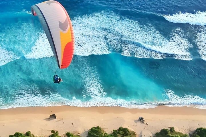 Bali Paragliding: South Coast Tandem Flight & Sunset — photo 1 of 12