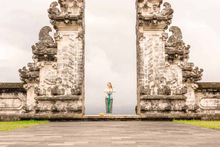 Instagram Highlights: Lempuyang , Water Temple, Swing & Waterfall — photo 1 of 25