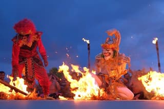 Kecak Fire Dance Uluwatu, Temple and Seafood Dinner