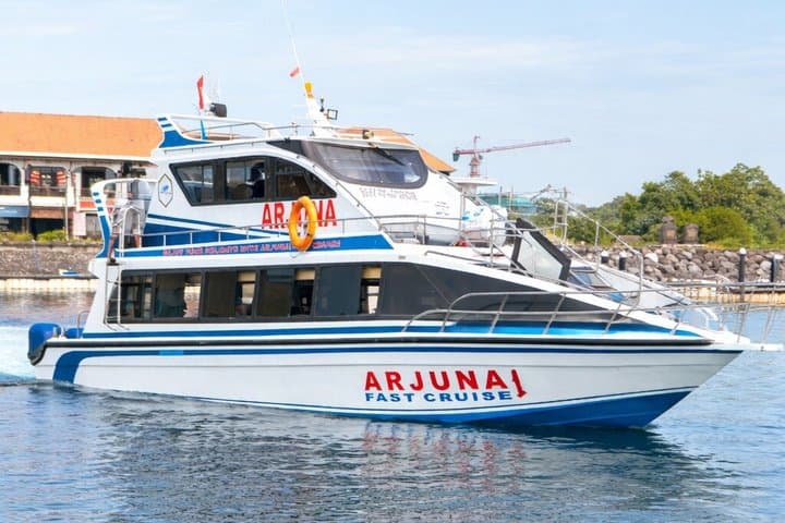 Fast Boat Sanur ↔ Nusa Penida (Banjar Nyuh) by Arjuna Fast Cruise — photo 1 of 11