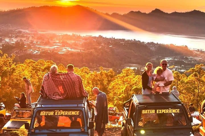 Mount Batur Sunrise or Sunset Jeep Tour with Breakfast & Guide — photo 1 of 17