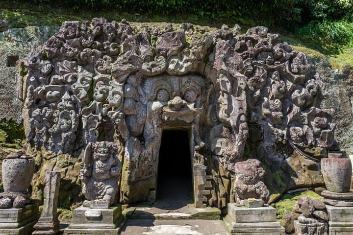Bali Spiritual Cleansing & Ancient Balinese Heritage Experience — photo 1 of 9