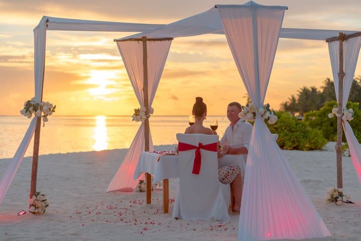 Candlelit Indian Dining Experience at Jimbaran Beach — photo 1 of 8