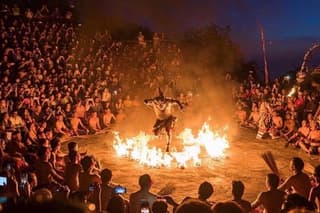 Private Tour : Padang Padang Beach,Temple & Kecak Fire Dance