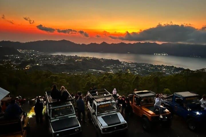 Private 4WD Mount Batur Sunrise Tour with Hot Springs and Cafe — photo 1 of 12