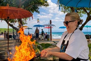 Nusa Dua Beachfront Bali Cooking Class, Market Tour, Free Pick Up