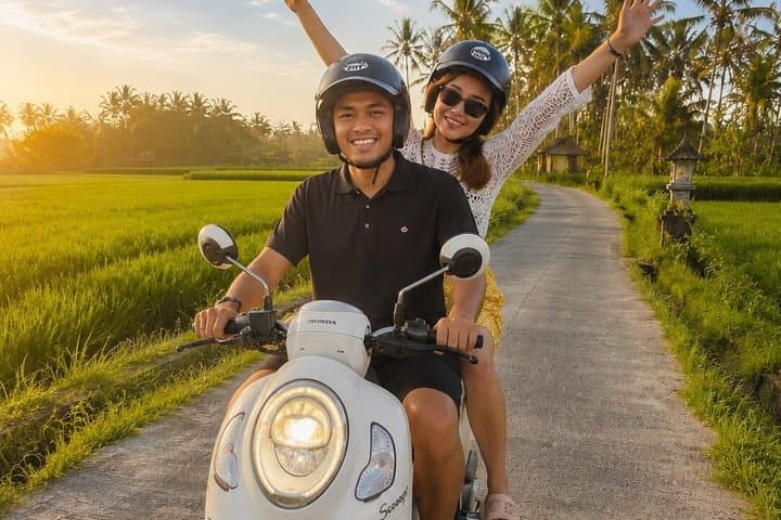 Private Bali Scooter Tour with Local Driver – Ride Like a Local — photo 1 of 22