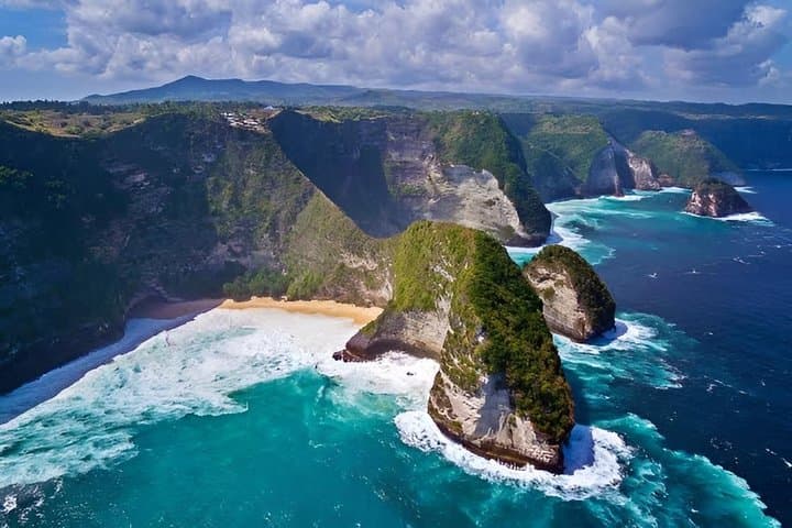 Nusa Penida One Day Adventure Cliffs Beaches and Snorkeling — photo 1 of 45
