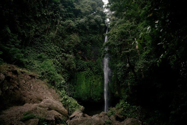 5 Hidden Waterfalls of Munduk: Secret North Bali Nature Adventure — photo 1 of 16
