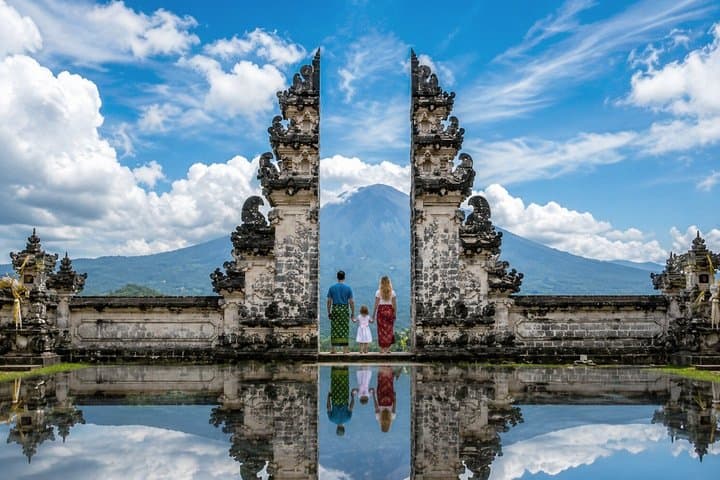 Gate of Heaven at Lempuyang Temple & East Bali Tour — photo 1 of 8