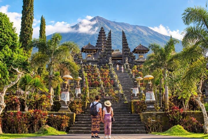 Bali Private Tour Besakih Temple Sidemen and Gembleng Waterfall — photo 1 of 12