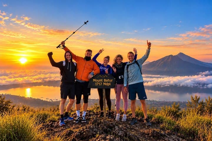 Mount Batur Sunrise Trekking – Private Tour with Breakfast — photo 1 of 11