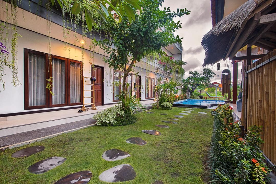 Bali Full Moon Guest House — photo 1 of 52