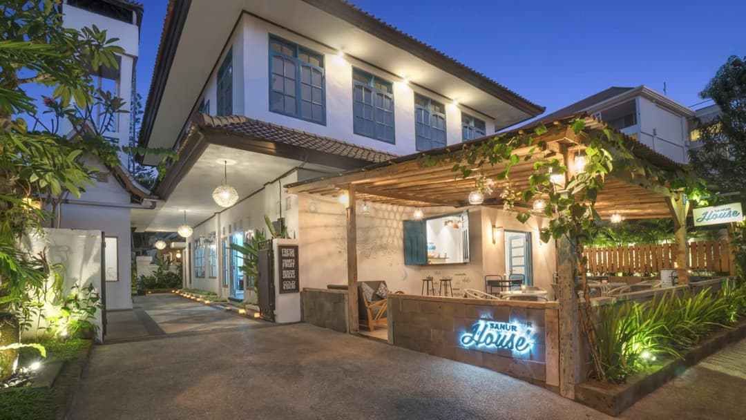 Sanur House — photo 1 of 71
