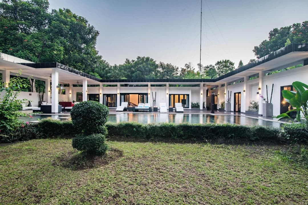 Stunning Villa Lily — photo 1 of 1