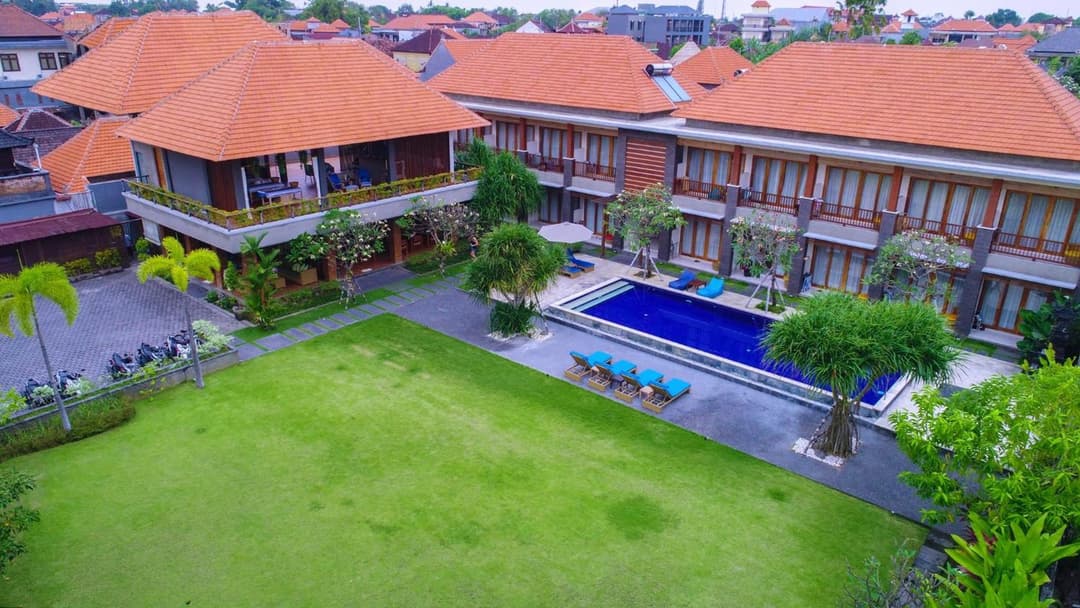 Kubu Cempaka Seminyak — photo 1 of 40