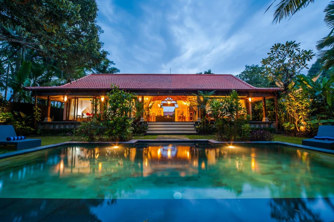 Luxury 3BR Infinity Jungle View Aashaya Villa Ubud — photo 1 of 87