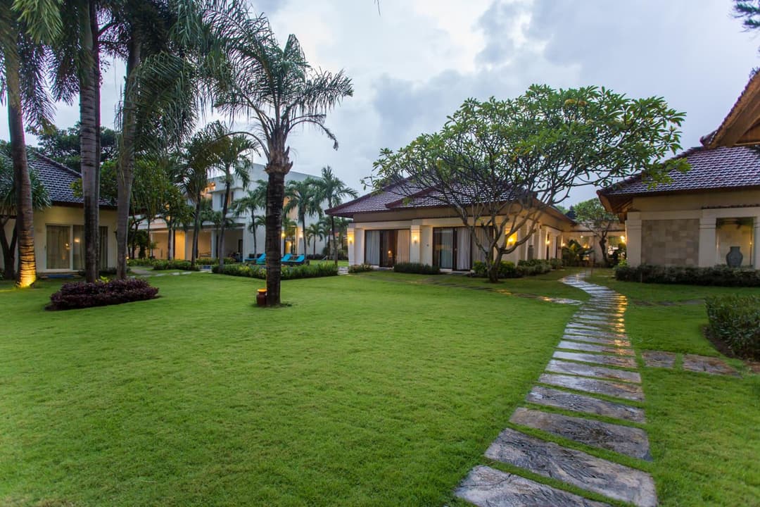 Bali Breezz Hotel — photo 1 of 68