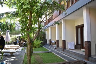Dabumito Guest House