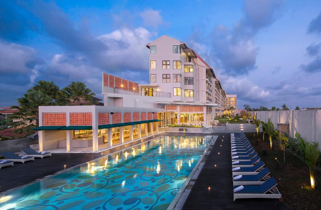 Eastin Ashta Resort Canggu — photo 1 of 34