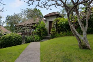 Santi Mandala Villa & Spa