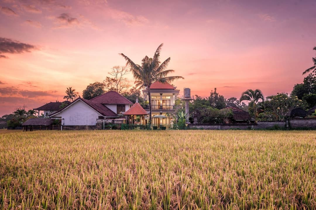 Griya Private Villa — photo 1 of 35
