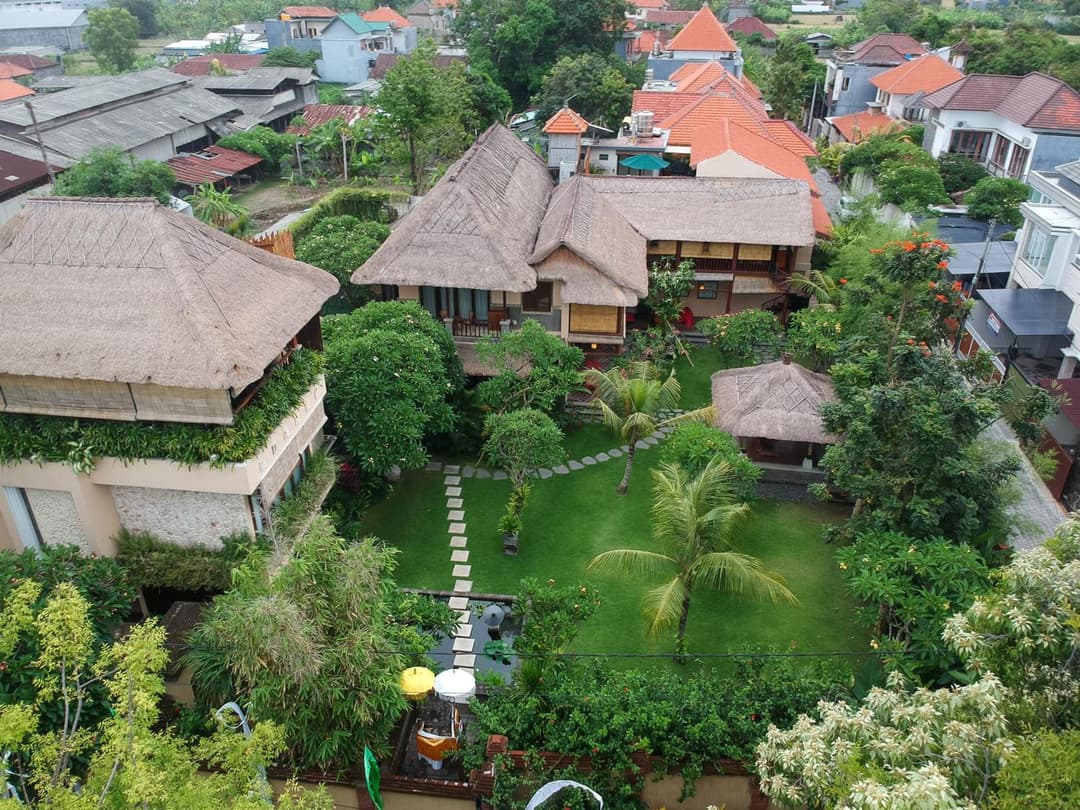 Manzelejepun Villa & Pavilion — photo 1 of 147