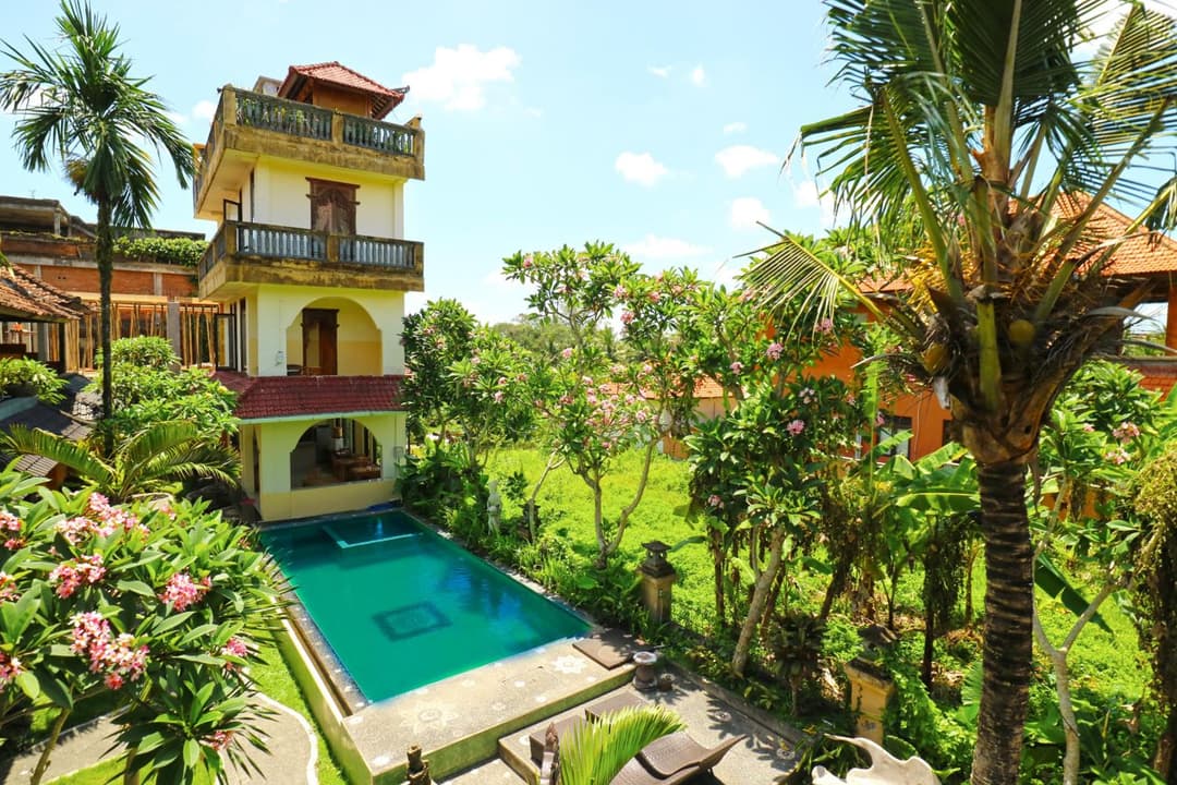 Ubud Kerta City Hotel — photo 1 of 75