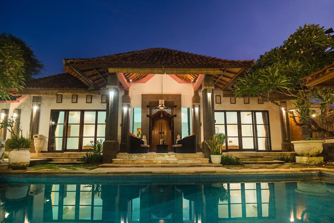 Georgina Estate — photo 1 of 59