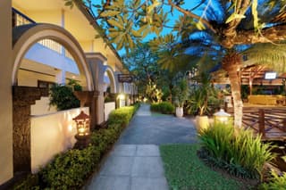 Legian Paradiso Hotel