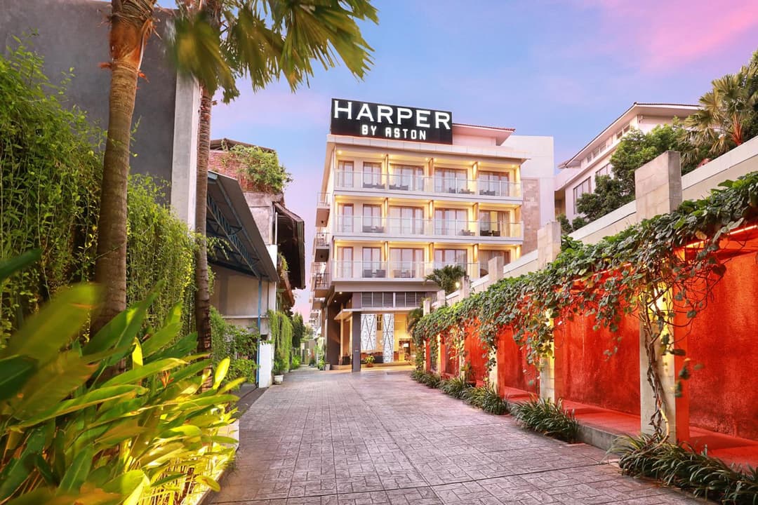 Harper Kuta Hotel by ASTON — photo 1 of 53