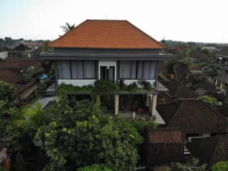 Jiwa's House