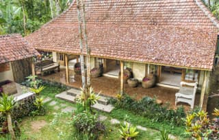 Senetan Villas and Spa Resort