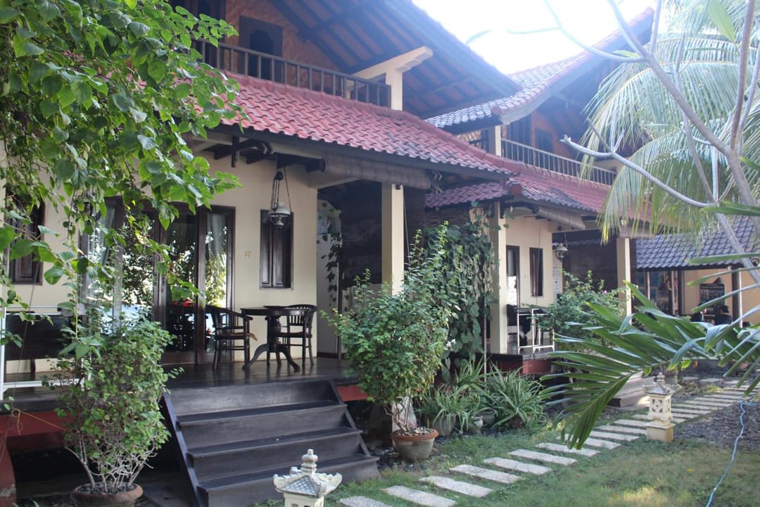 Villa coral Cafe — photo 1 of 74