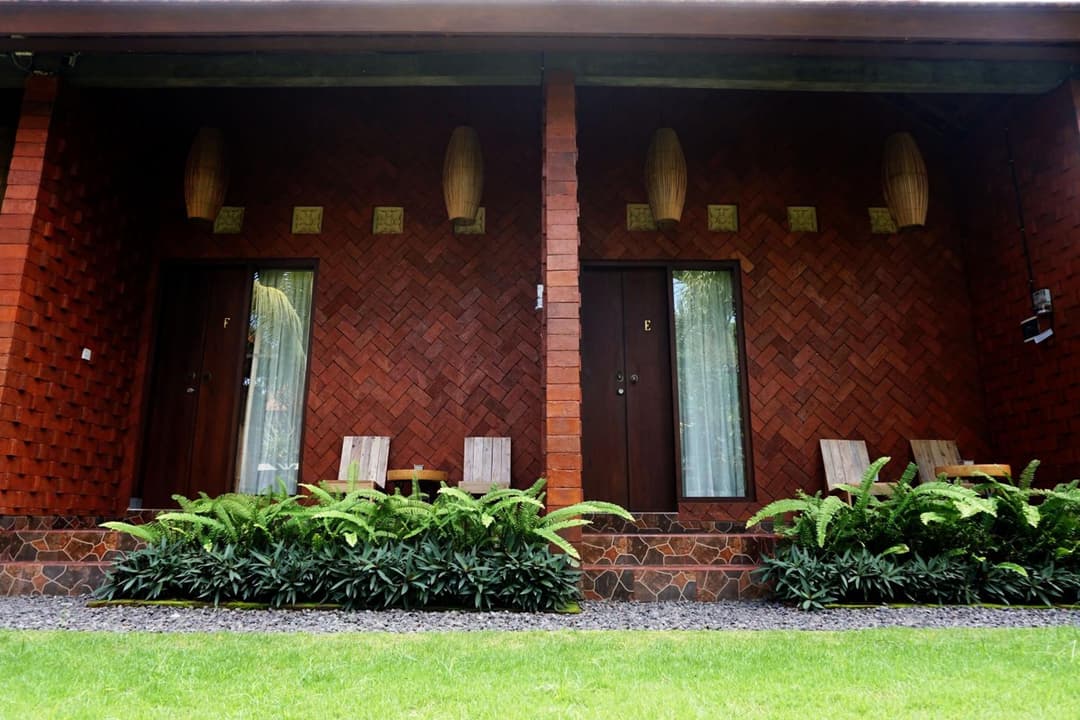 Louto Dmell Villa & Deluxe — photo 1 of 156
