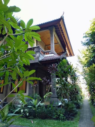 Prasanti Bed & Breakfast