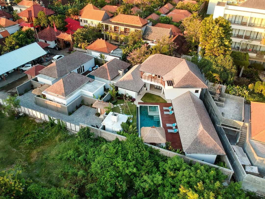 Villa Hiburan 1 by Villa Finder — photo 1 of 53