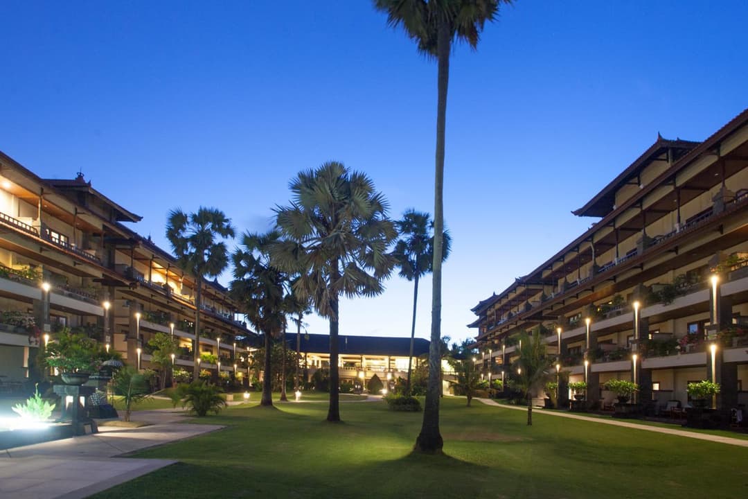 Peninsula Beach Resort — photo 1 of 83