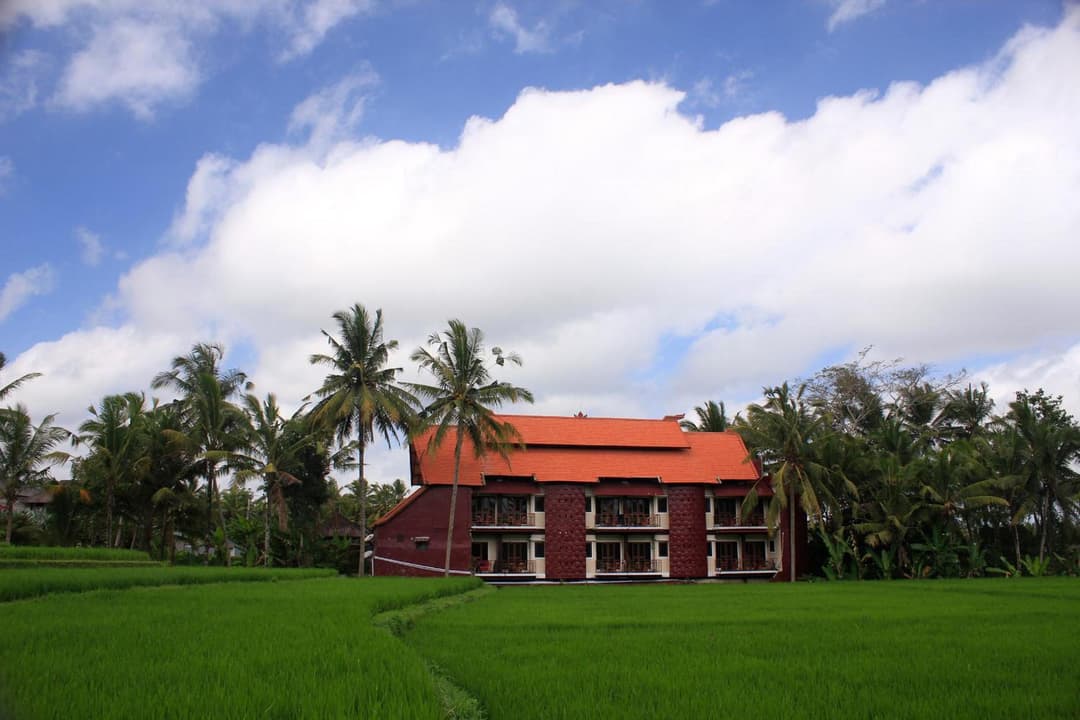 Junjungan Ubud Hotel and Spa — photo 1 of 68