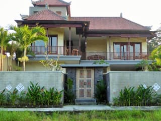 Villa Tenang