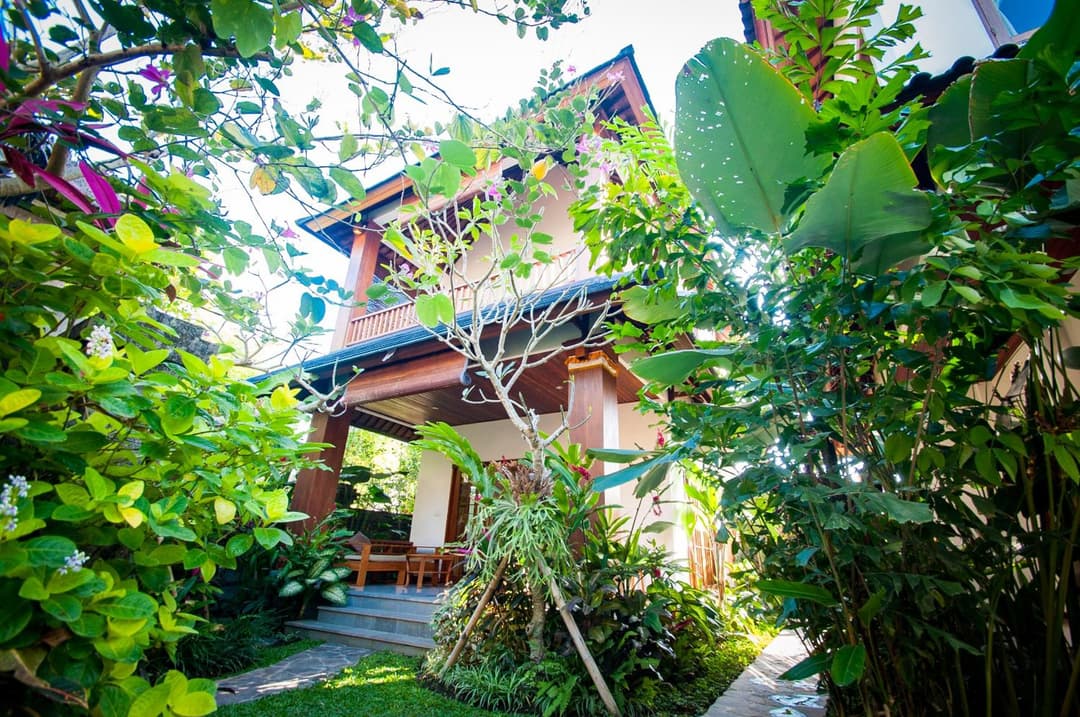 Flamboyant Villa Ubud — photo 1 of 67